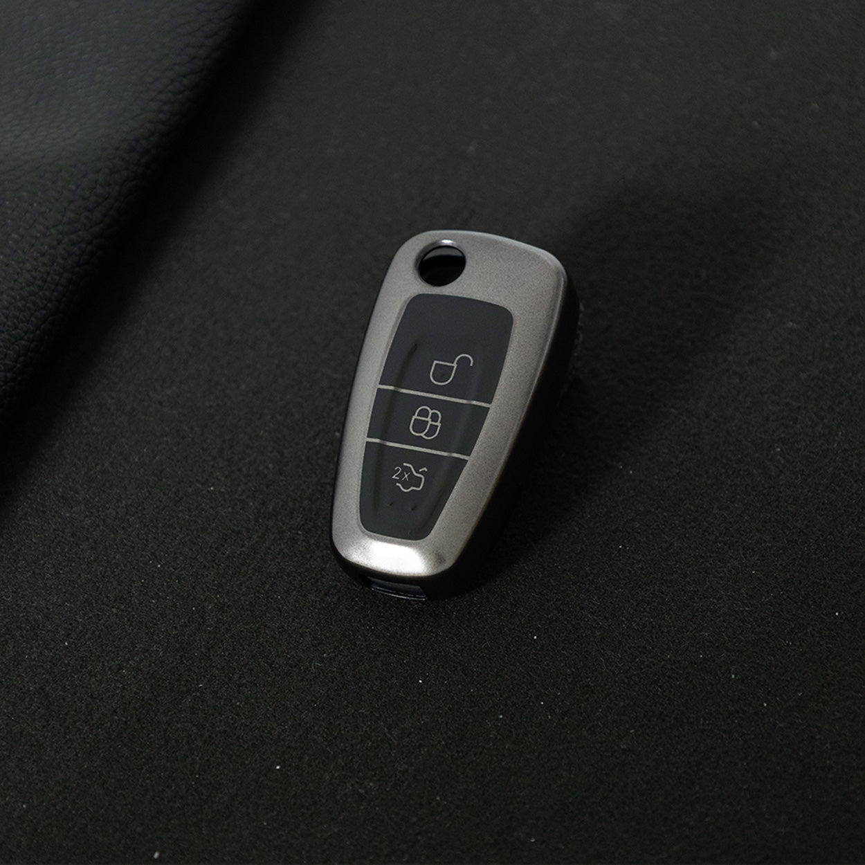 FOD1T1 Black-Metal Gray Plating Car Key Cover TPU Car Folding Key Case Cover Bag Keychain for Ford Focus C-Max S-Max Galaxy Mondeo Ranger Transit Tourneo Custom